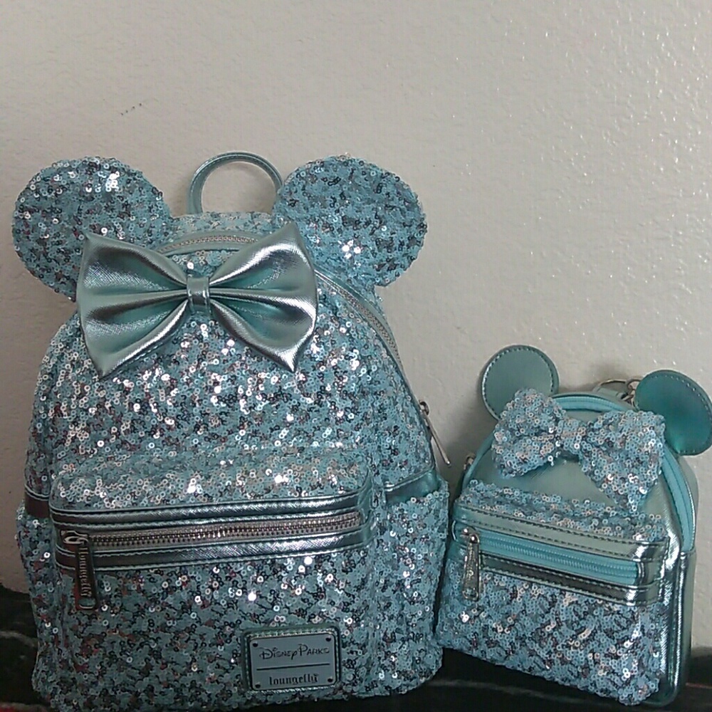 Disney Loungefly Arendalle Aqua set - Picture 2 of 8
